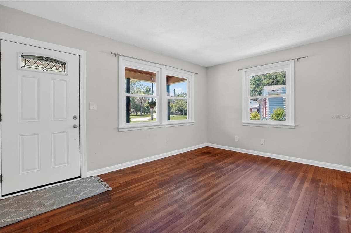 5503 LAKEWOOD CIRCLE — photo 35 of 43
