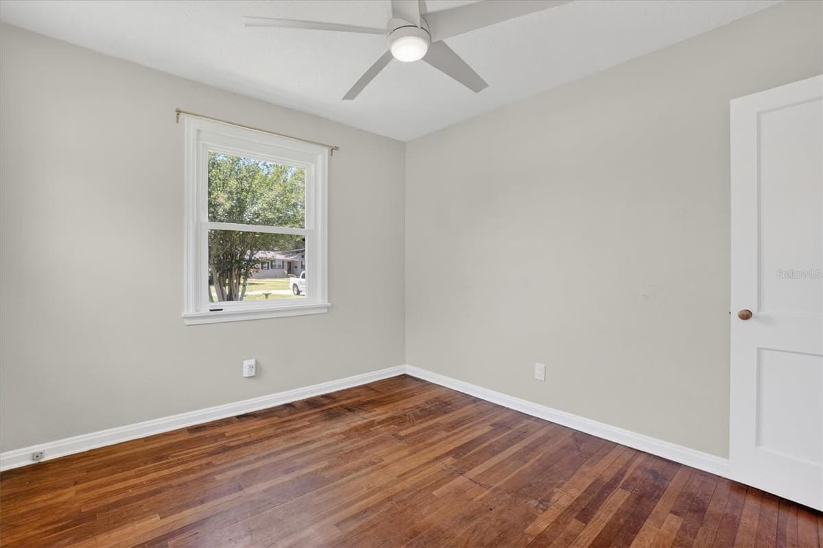 5503 LAKEWOOD CIRCLE — photo 21 of 43