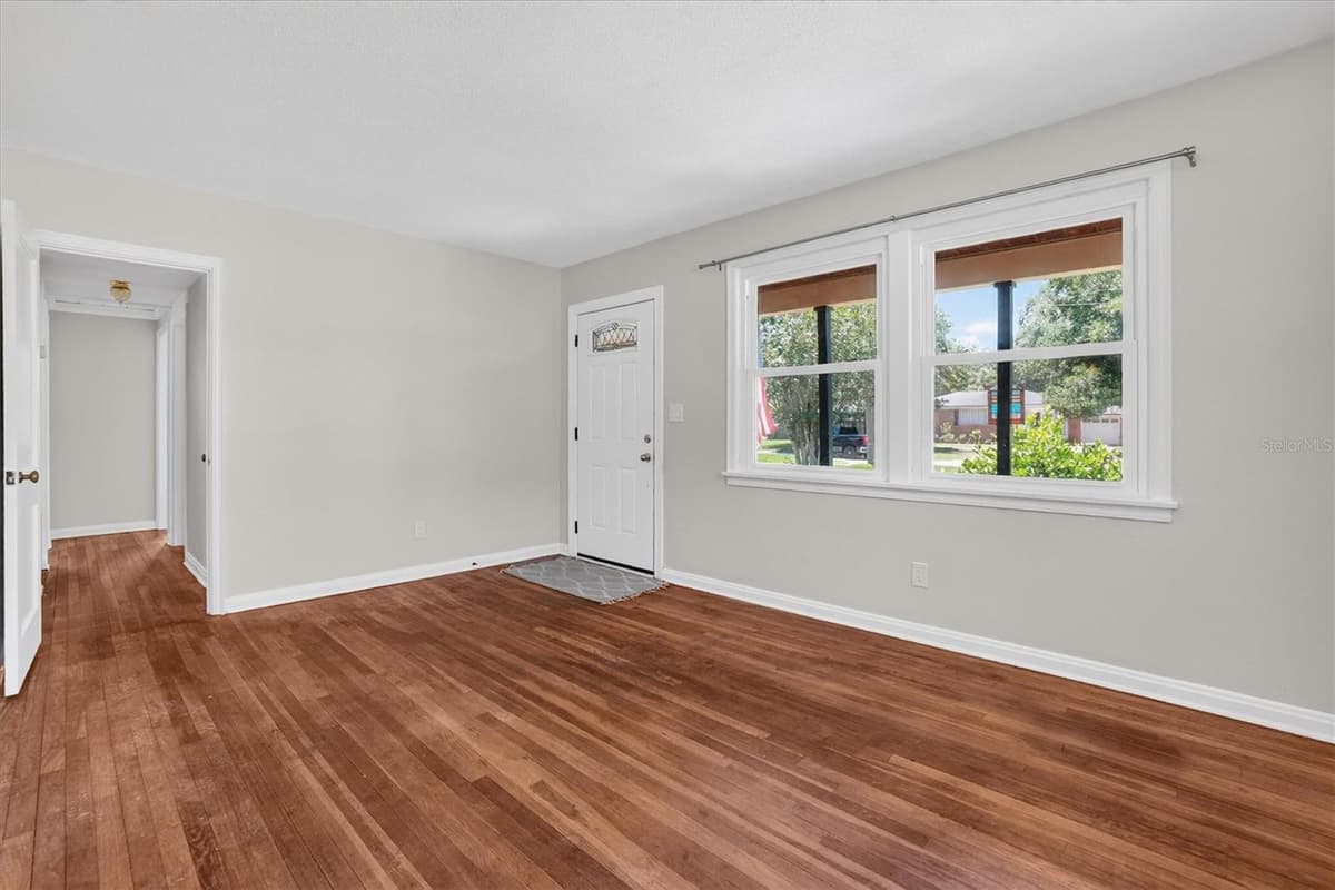5503 LAKEWOOD CIRCLE — photo 36 of 43