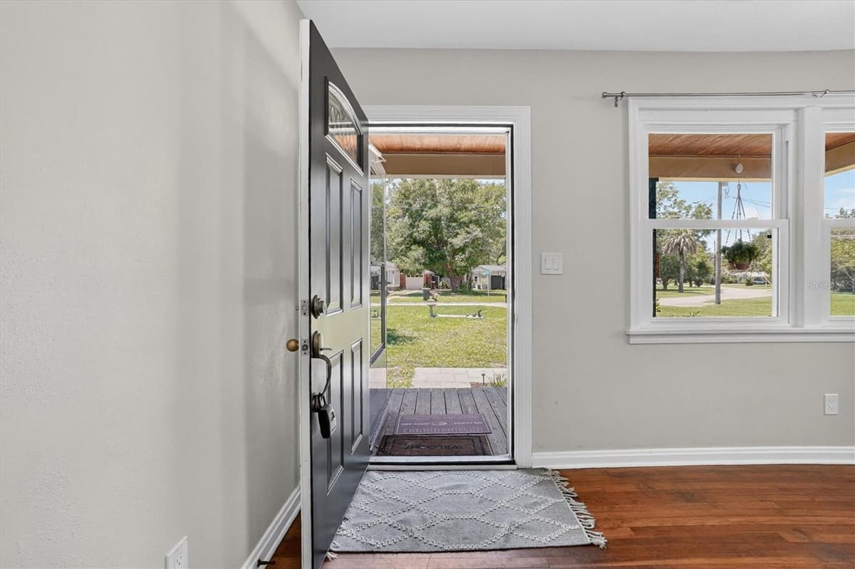 5503 LAKEWOOD CIRCLE — photo 37 of 43