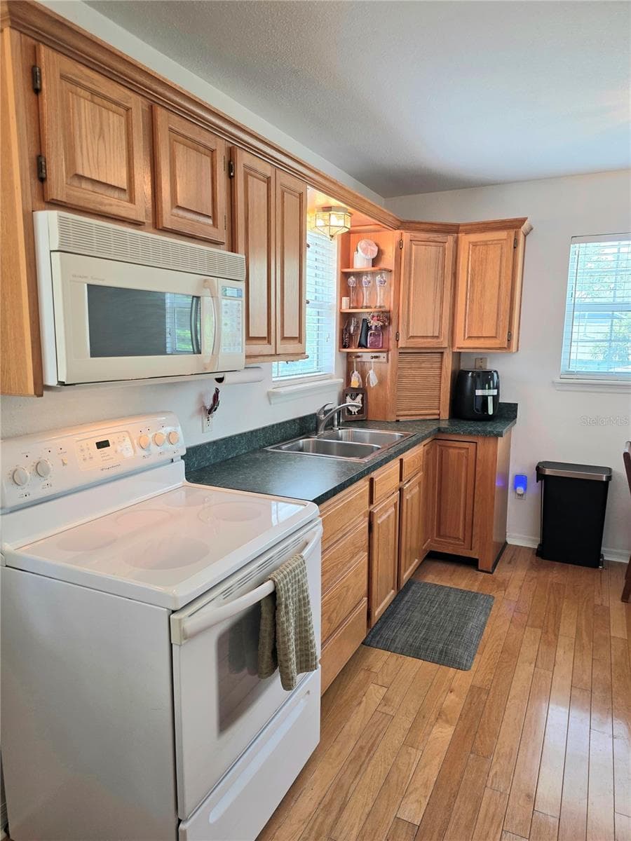 14722 FAIR OAK WAY — photo 12 of 21