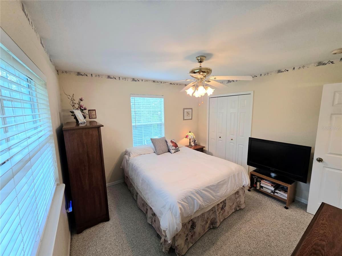14722 FAIR OAK WAY — photo 17 of 21