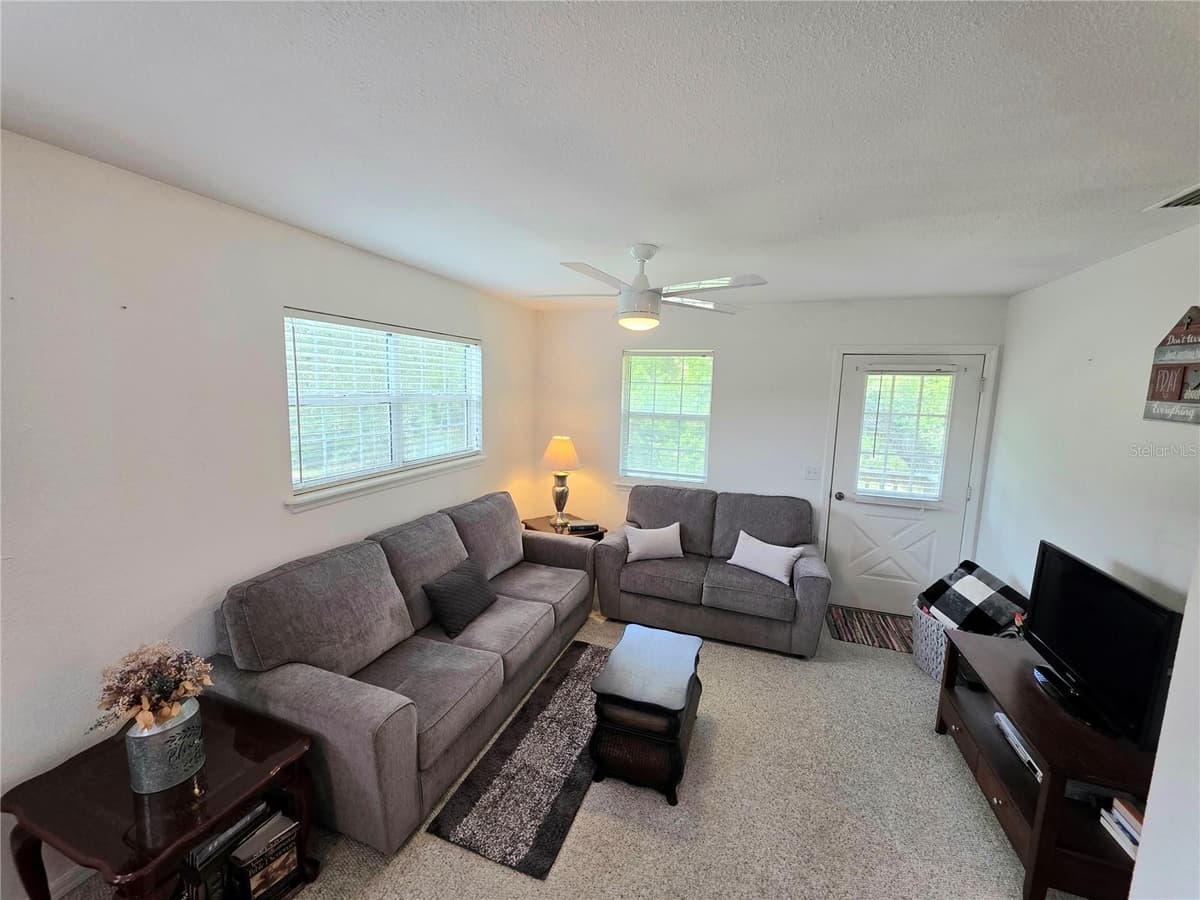 14722 FAIR OAK WAY — photo 8 of 21