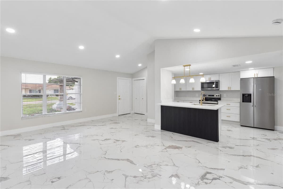 8035 LAUREL VISTA LOOP — photo 14 of 53