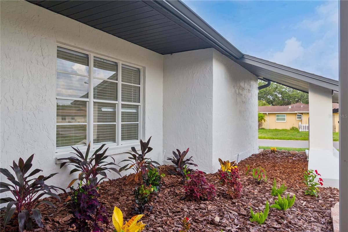 8035 LAUREL VISTA LOOP — photo 11 of 53