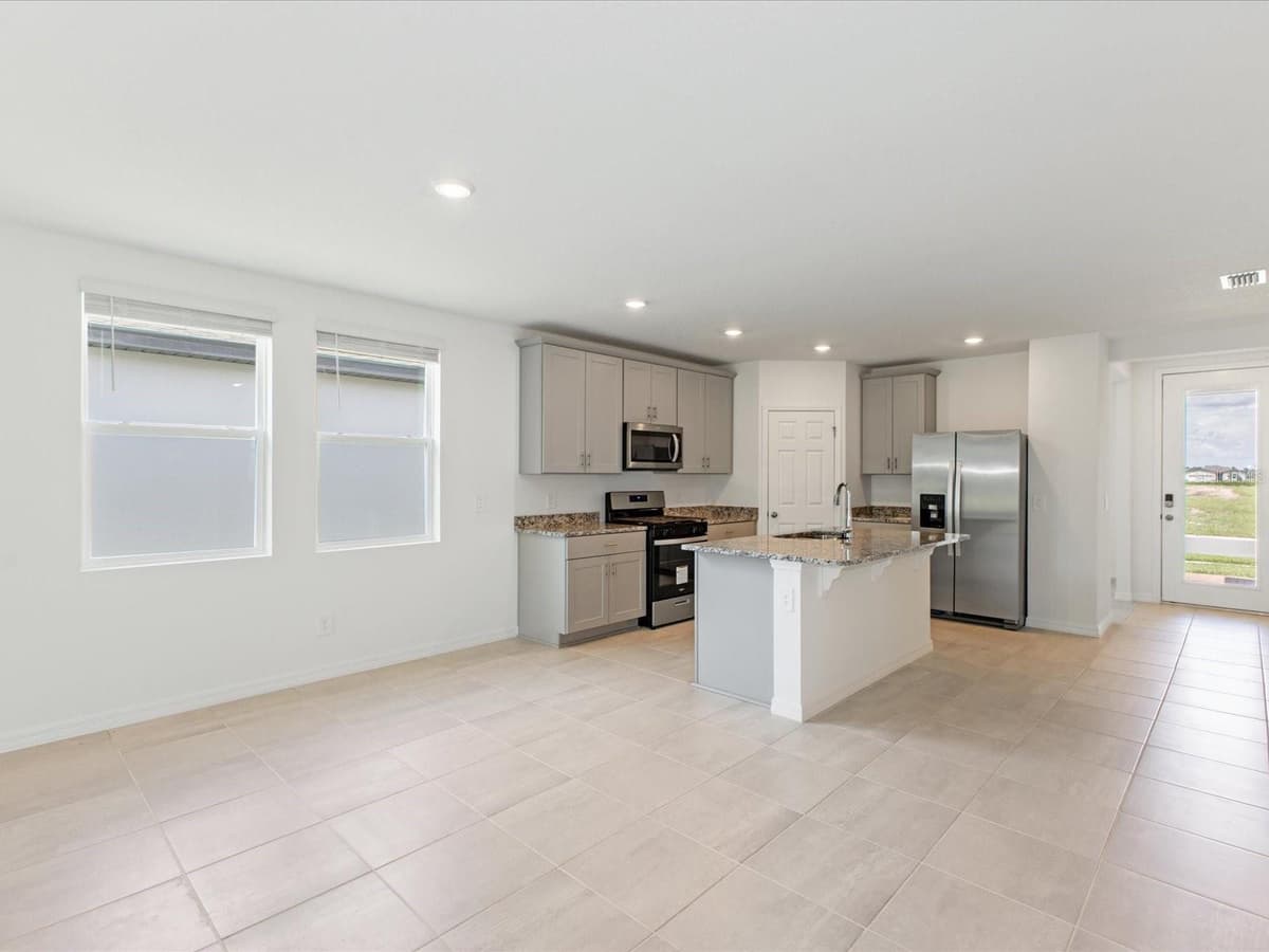 4530 EAGLE PERCH COURT — photo 2 of 12