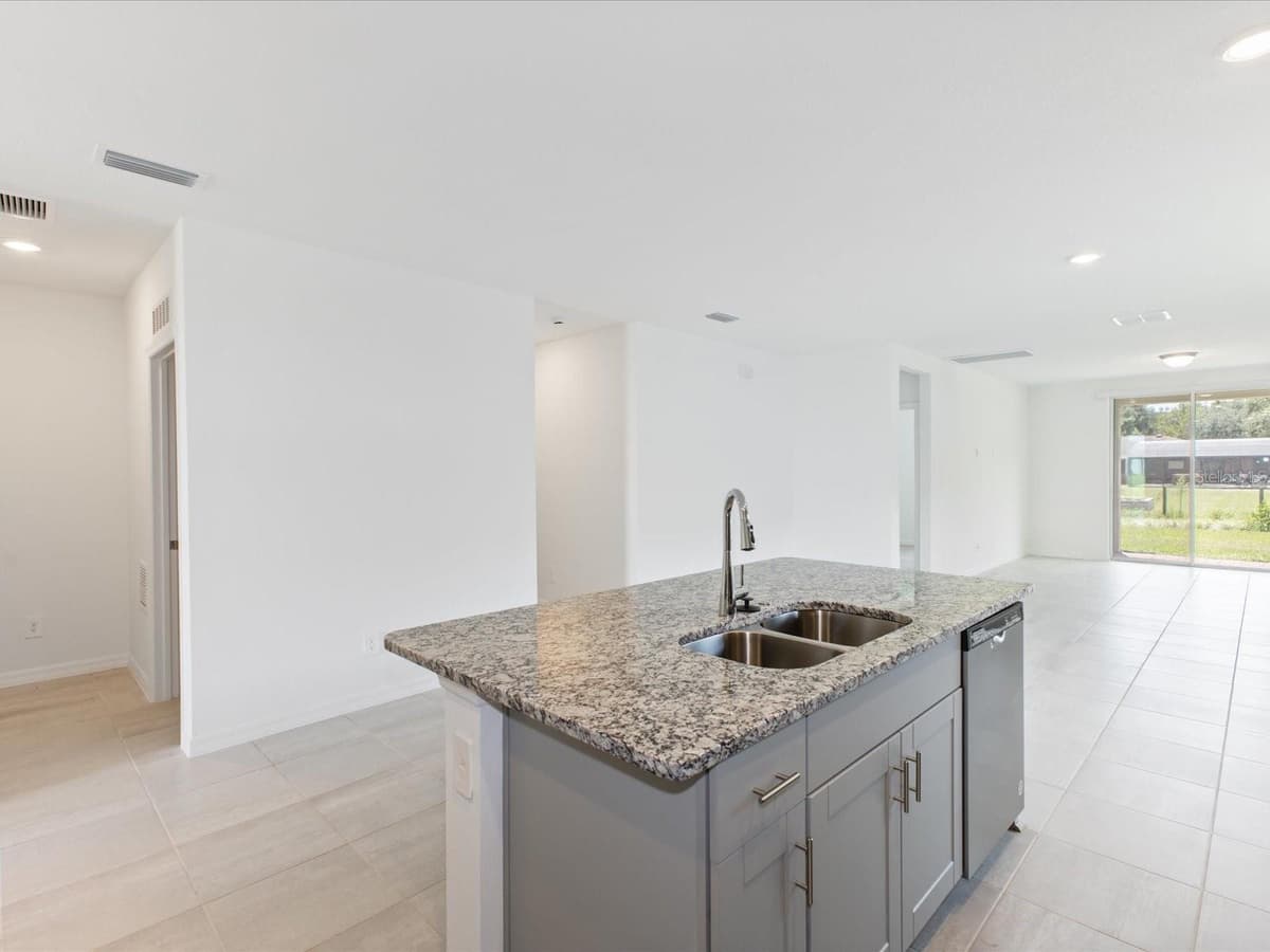 4530 EAGLE PERCH COURT — photo 4 of 12