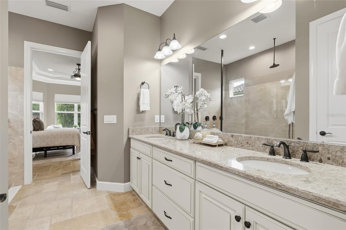 3118 FORSYTHIA DRIVE — photo 43 of 72