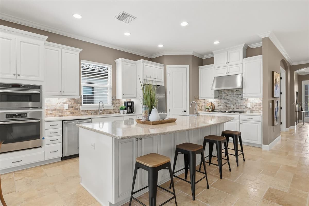 3118 FORSYTHIA DRIVE — photo 18 of 72