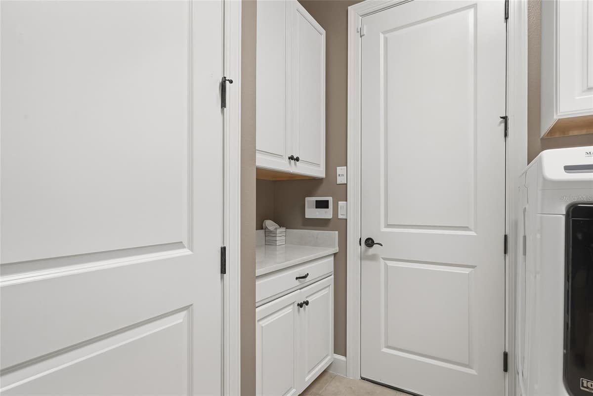 3118 FORSYTHIA DRIVE — photo 46 of 72