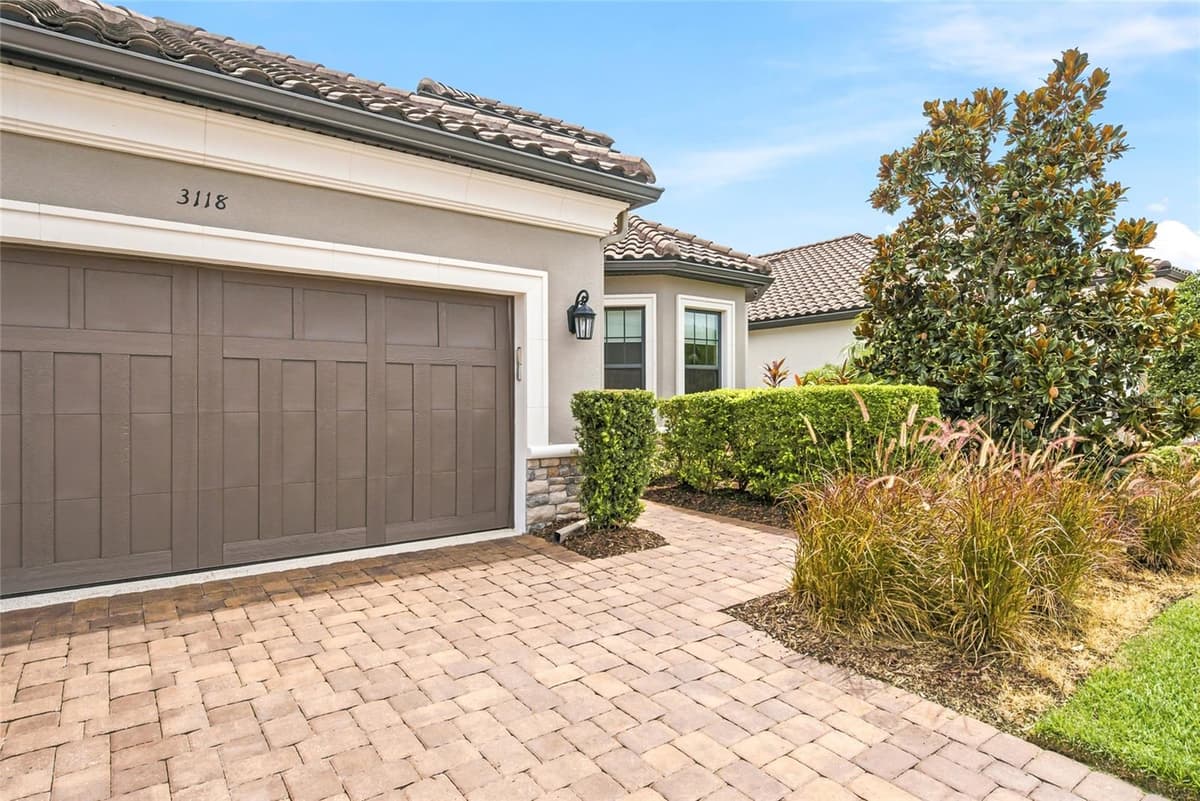 3118 FORSYTHIA DRIVE — photo 5 of 72