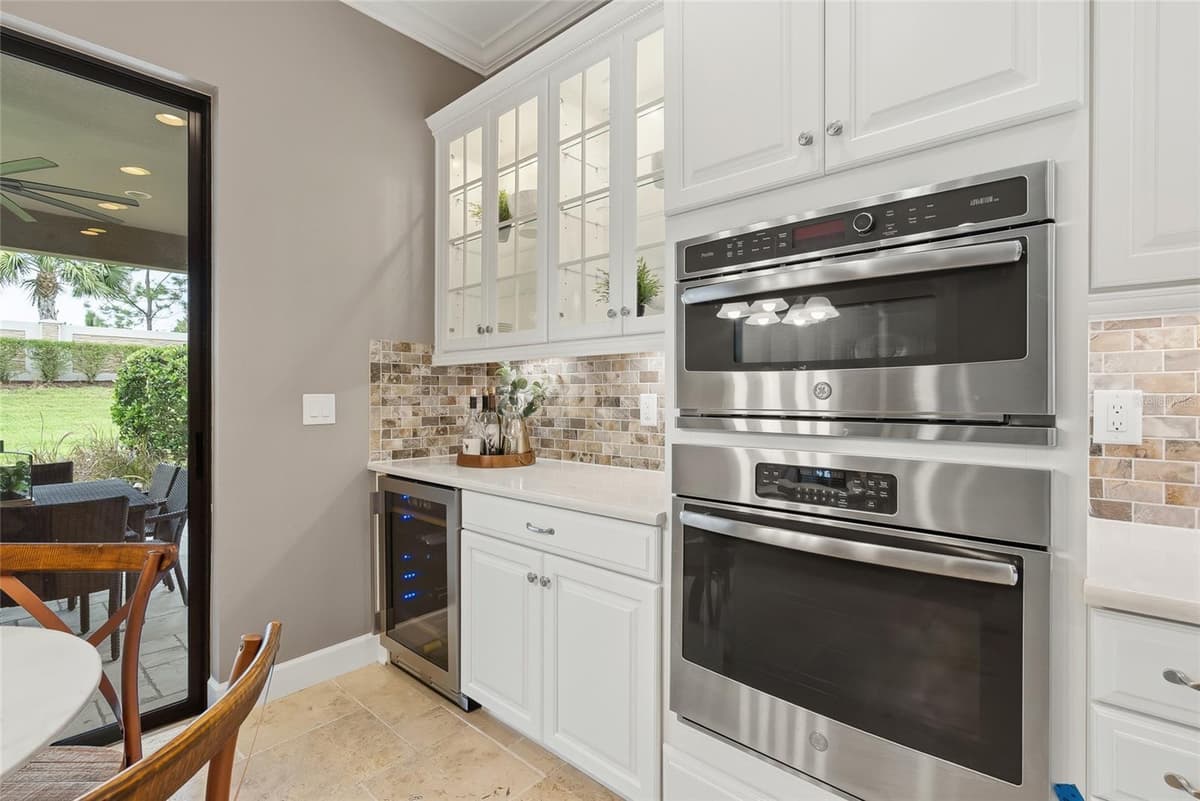 3118 FORSYTHIA DRIVE — photo 16 of 72