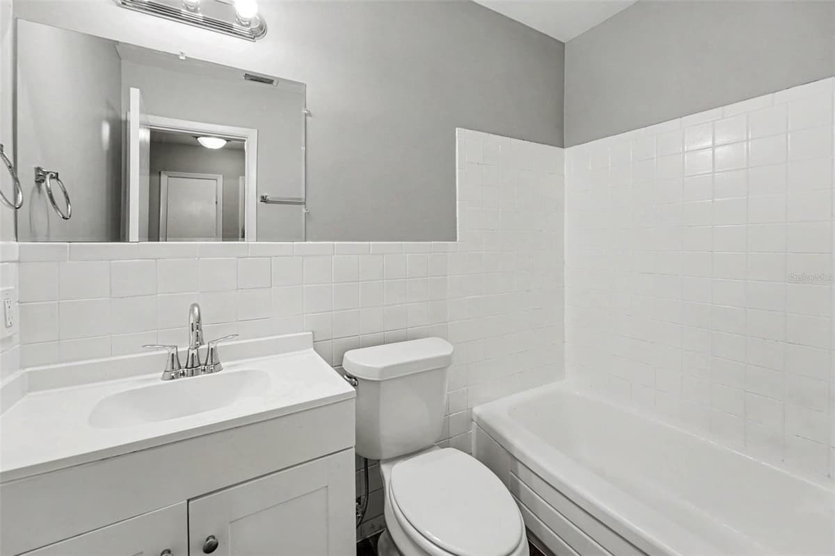 2098 62ND TERRACE — photo 10 of 15