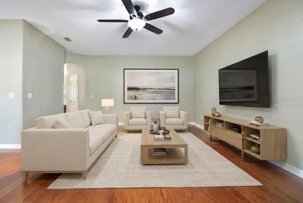 4847 HAVILLAND DRIVE — photo 17 of 43