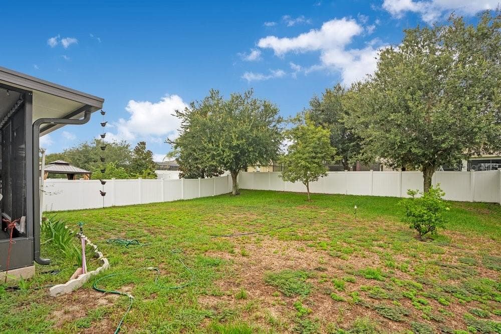 4847 HAVILLAND DRIVE — photo 30 of 43