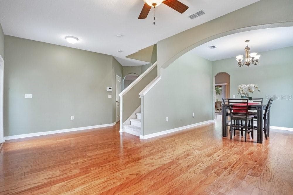 4847 HAVILLAND DRIVE — photo 6 of 43