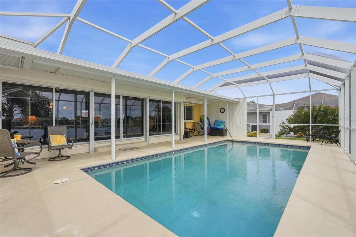 365 BELAIRE COURT — photo 23 of 46