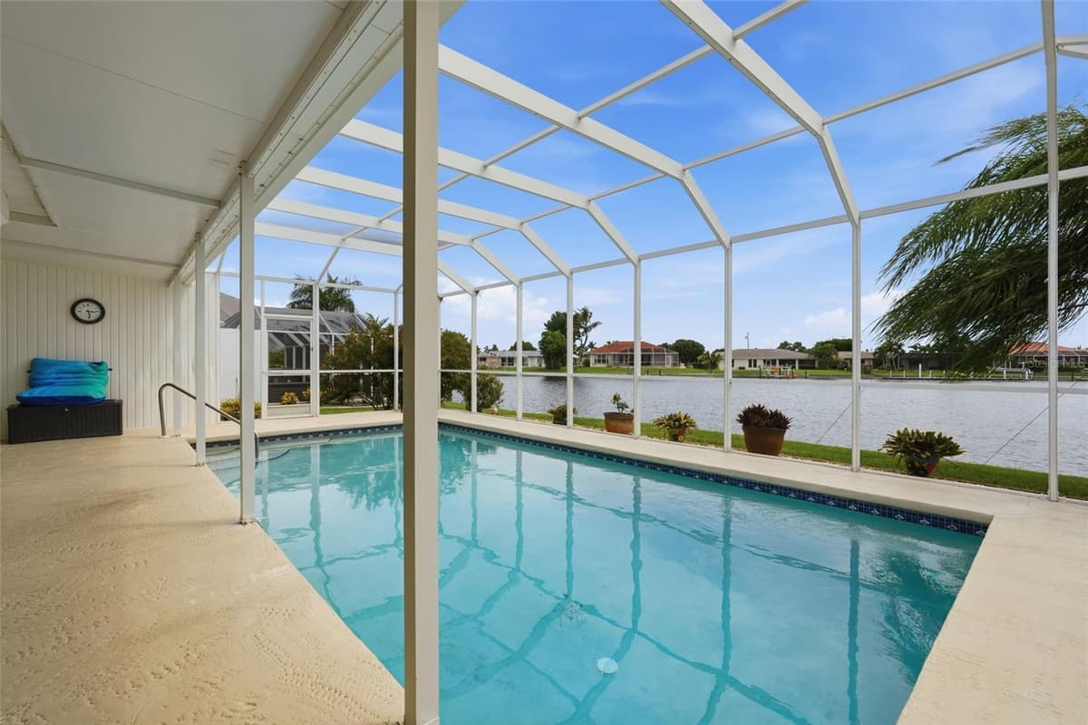 365 BELAIRE COURT — photo 25 of 46