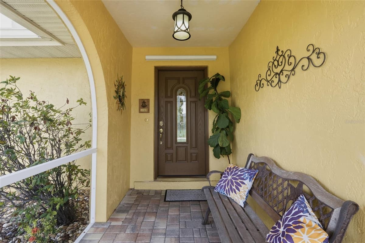 365 BELAIRE COURT — photo 4 of 46