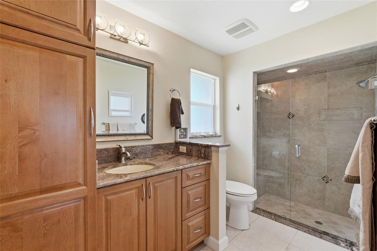 365 BELAIRE COURT — photo 21 of 46