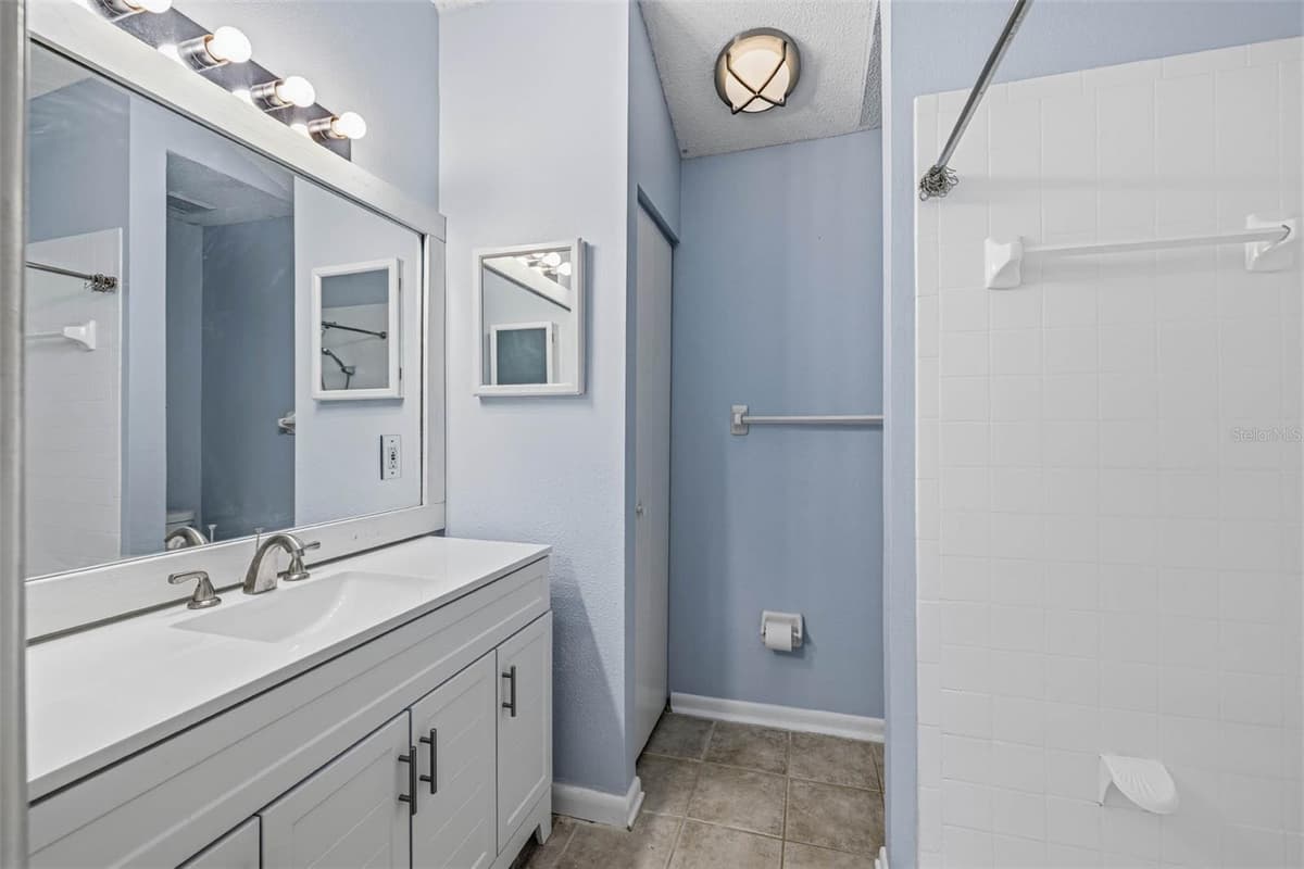 3002 CLEVELAND STREET — photo 15 of 25