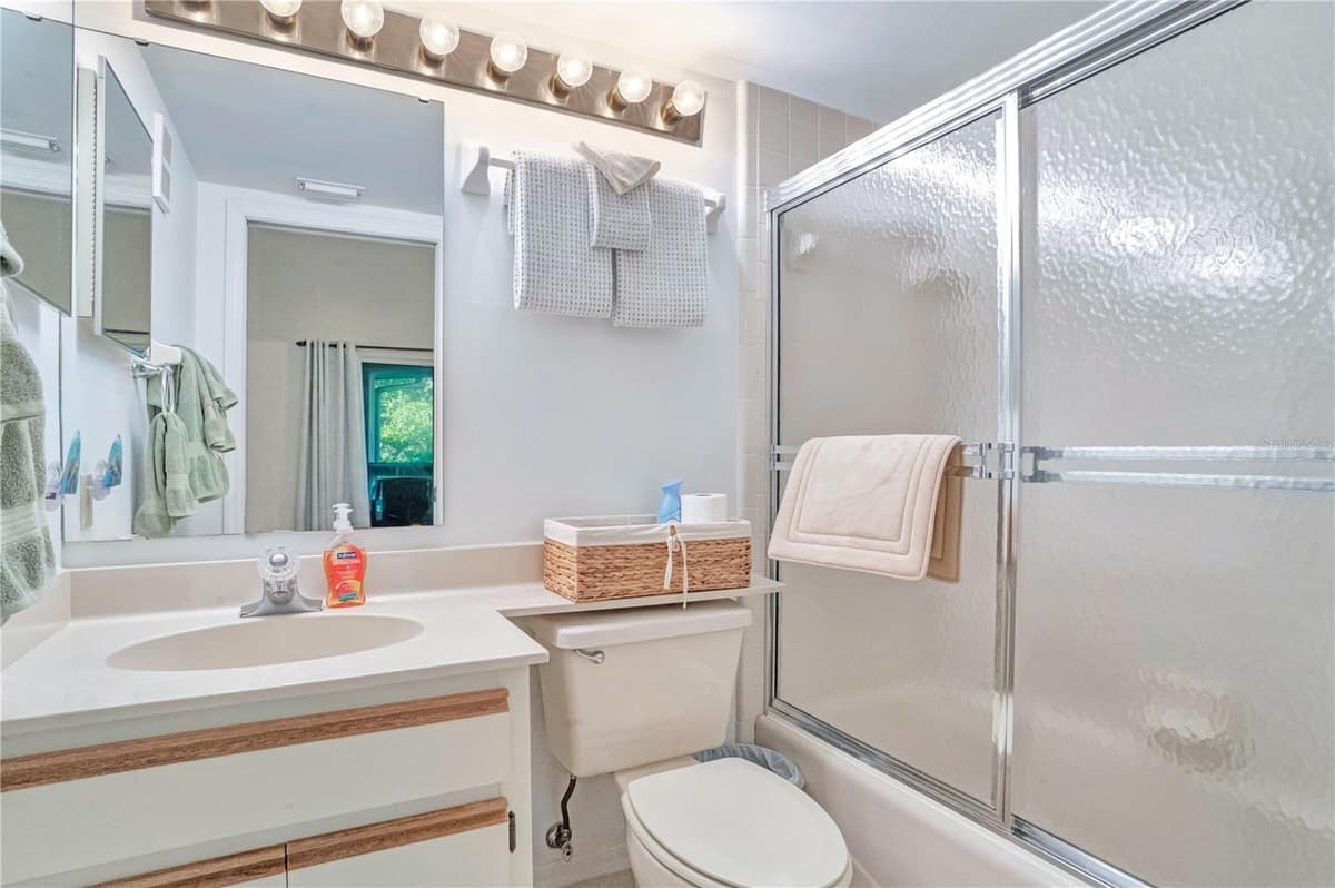 4303 SEA MIST DRIVE — photo 15 of 27