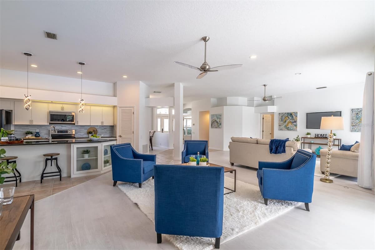 3000 HATTERAS POINT — photo 11 of 32