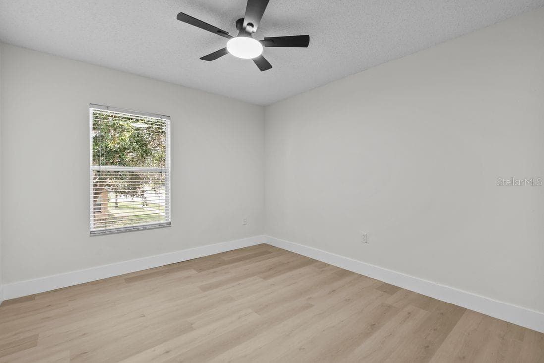 1537 MORNING STAR DRIVE — photo 21 of 26