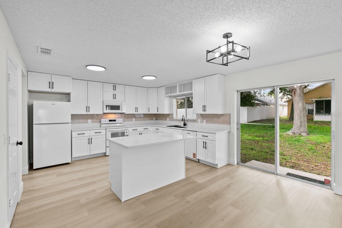 1537 MORNING STAR DRIVE — photo 6 of 26