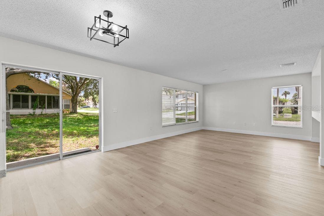 1537 MORNING STAR DRIVE — photo 3 of 26