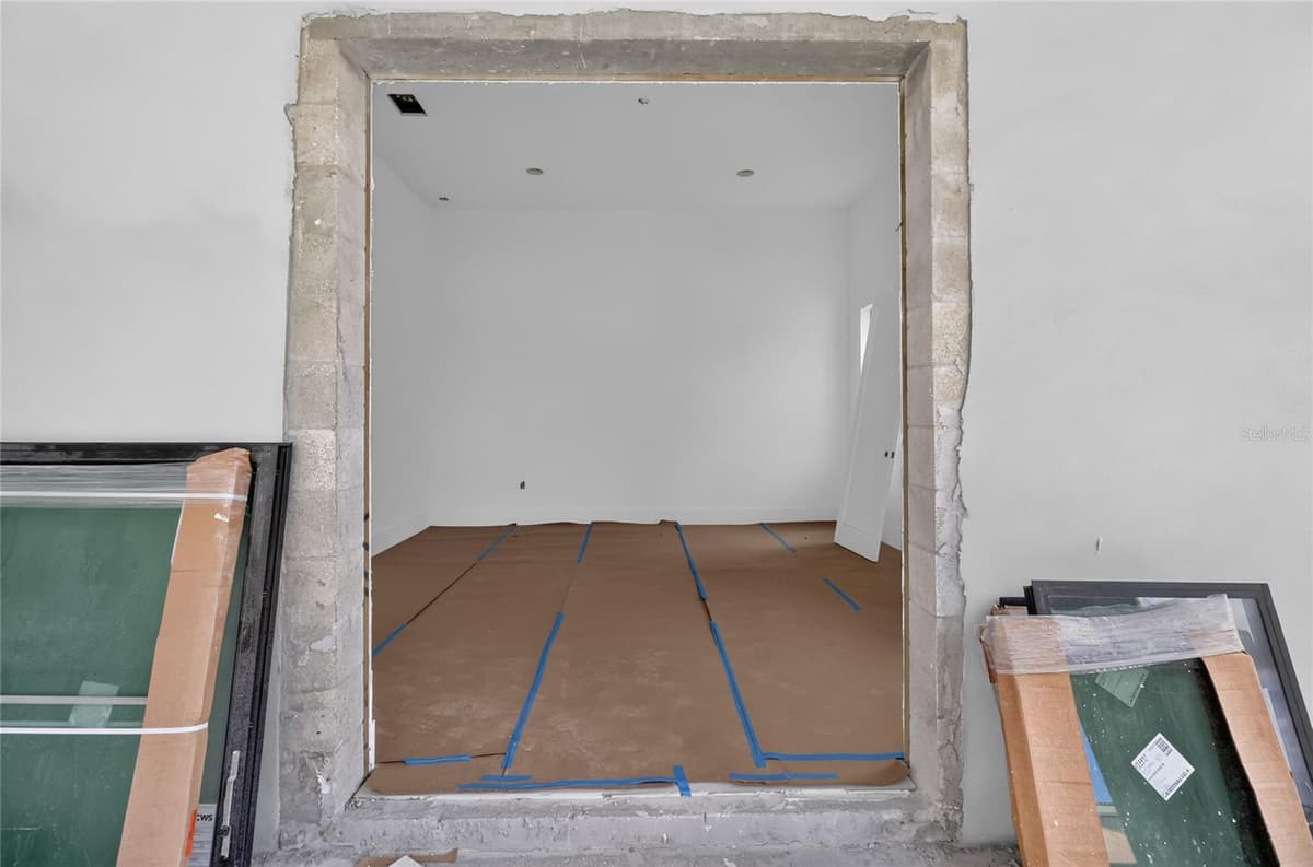 207 GARDENIA AVENUE — photo 31 of 52