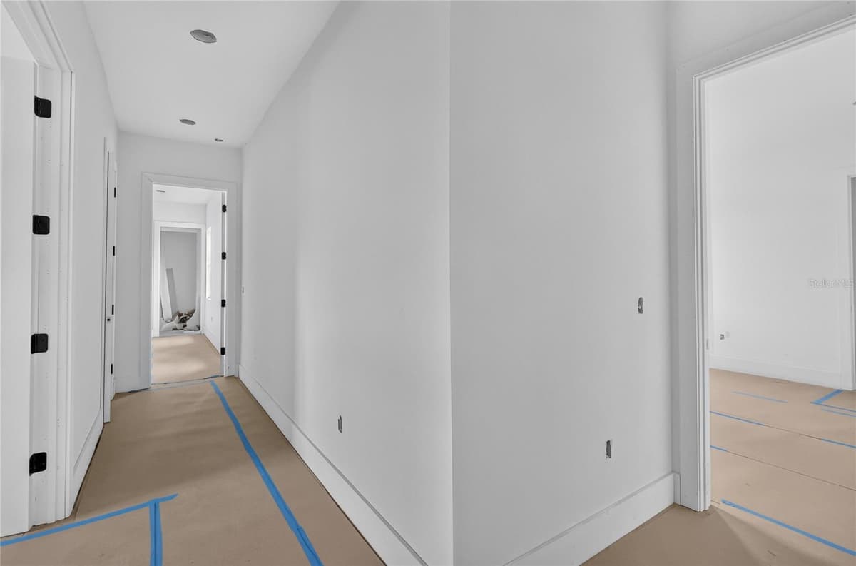 207 GARDENIA AVENUE — photo 39 of 52