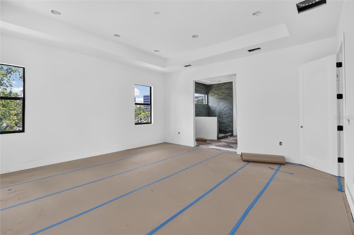 207 GARDENIA AVENUE — photo 35 of 52