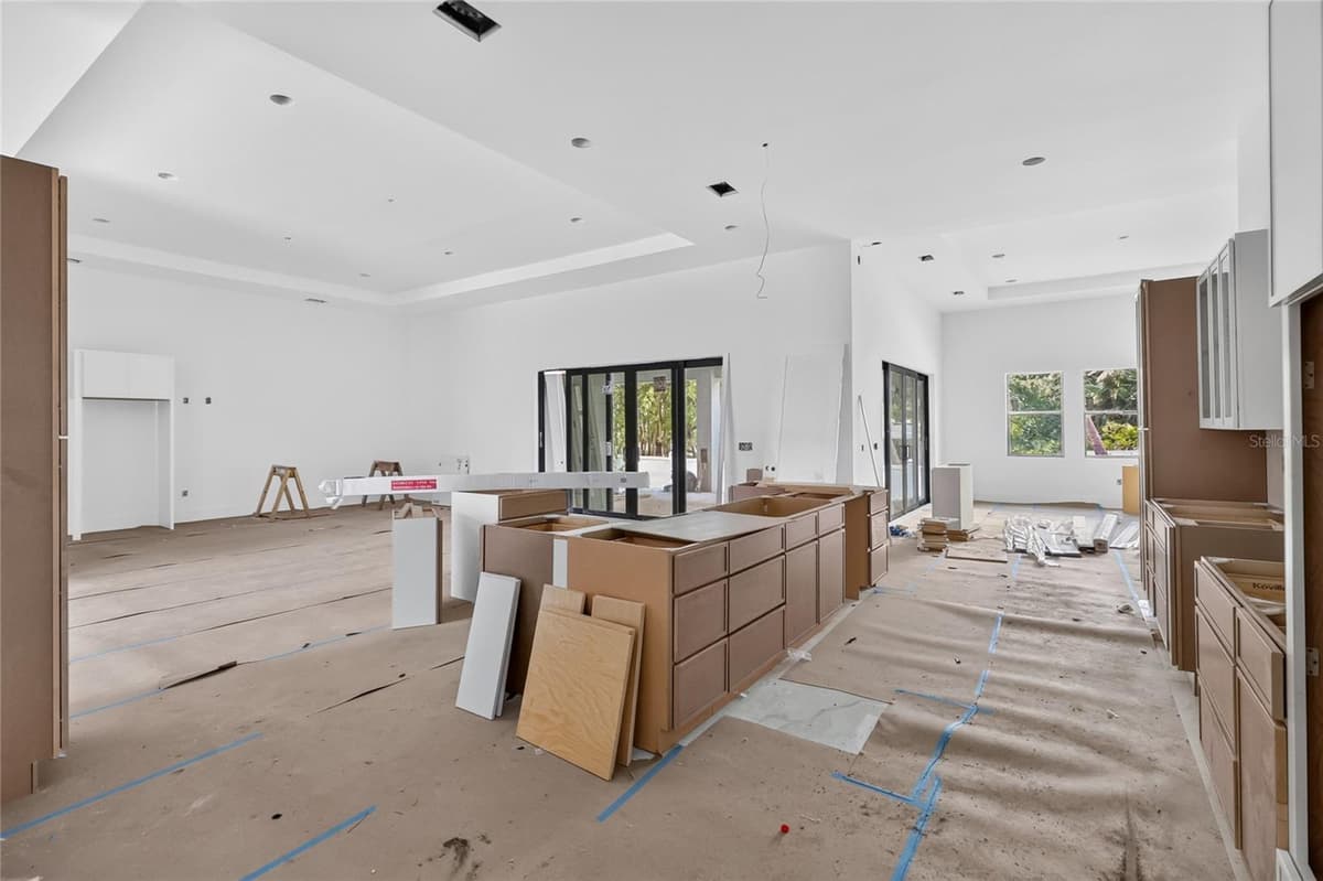 207 GARDENIA AVENUE — photo 23 of 52