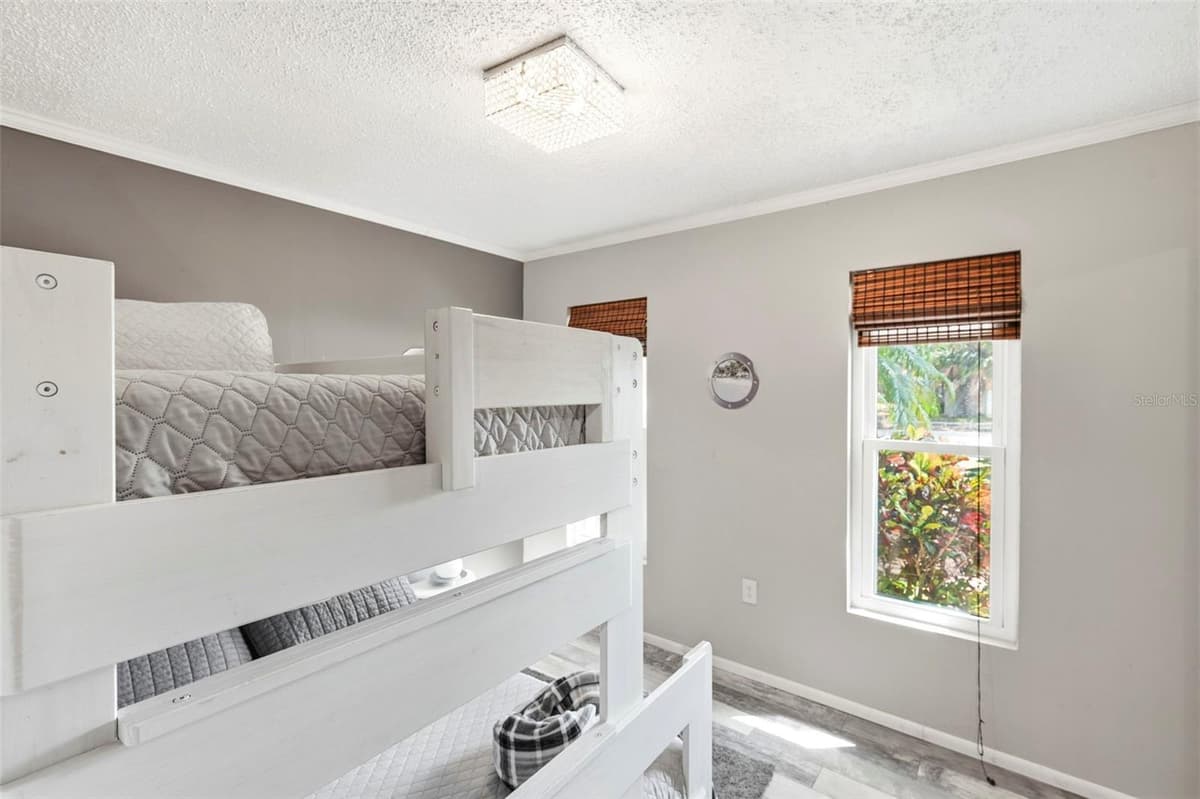 2460 BEACON GROVES BOULEVARD — photo 34 of 66