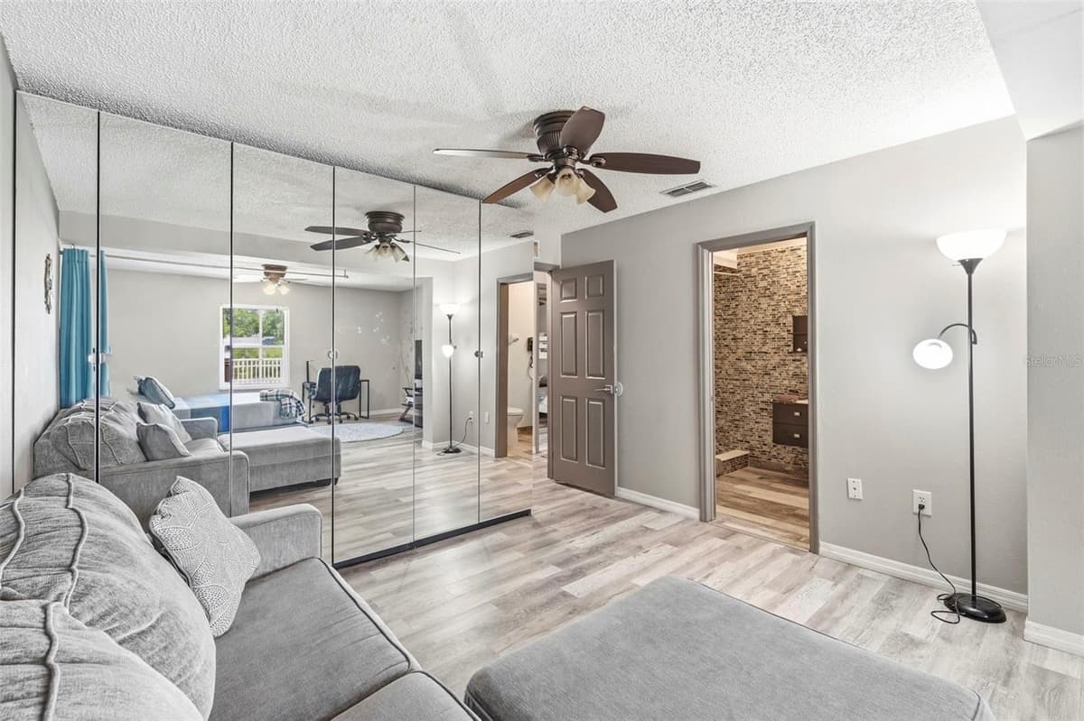 2460 BEACON GROVES BOULEVARD — photo 41 of 66