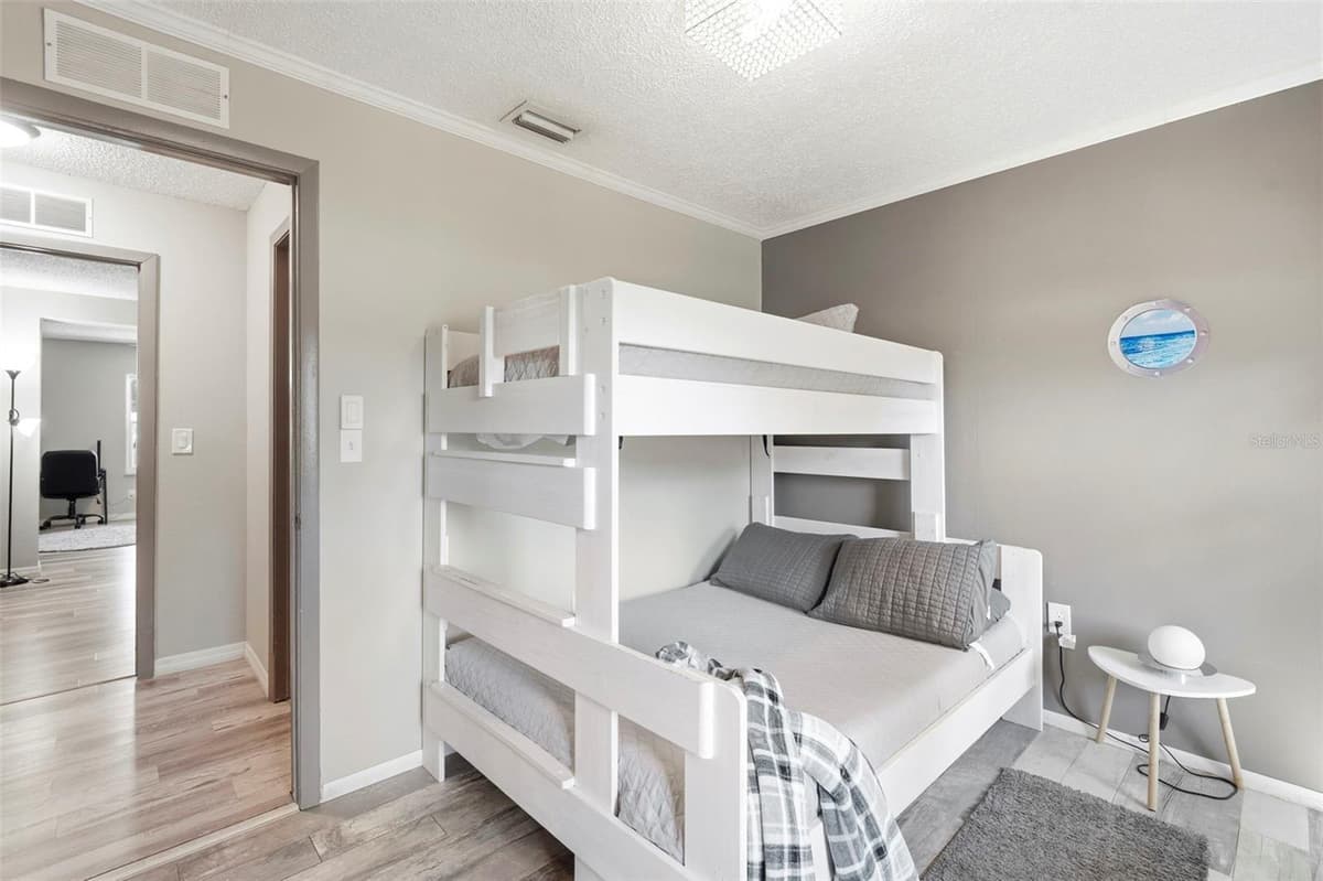 2460 BEACON GROVES BOULEVARD — photo 35 of 66
