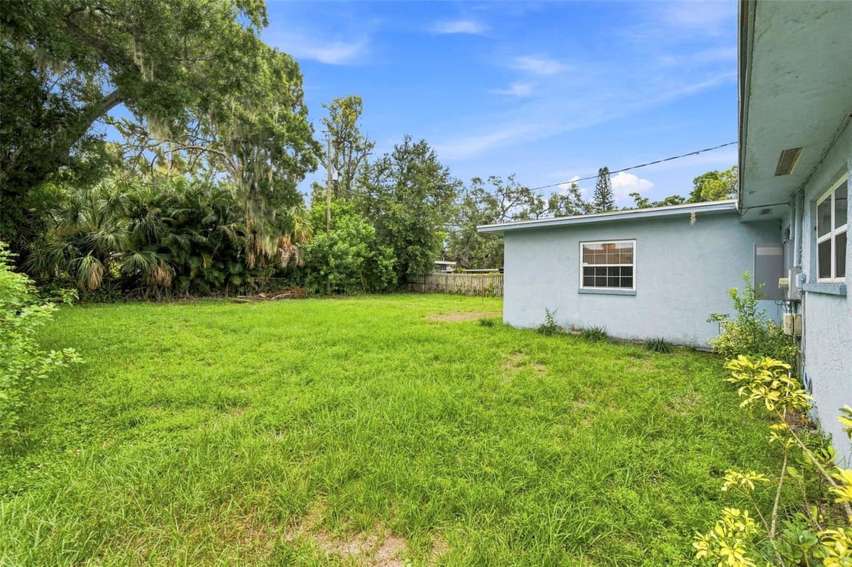 4310 DR MARTIN LUTHER KING JR STREET — photo 18 of 24