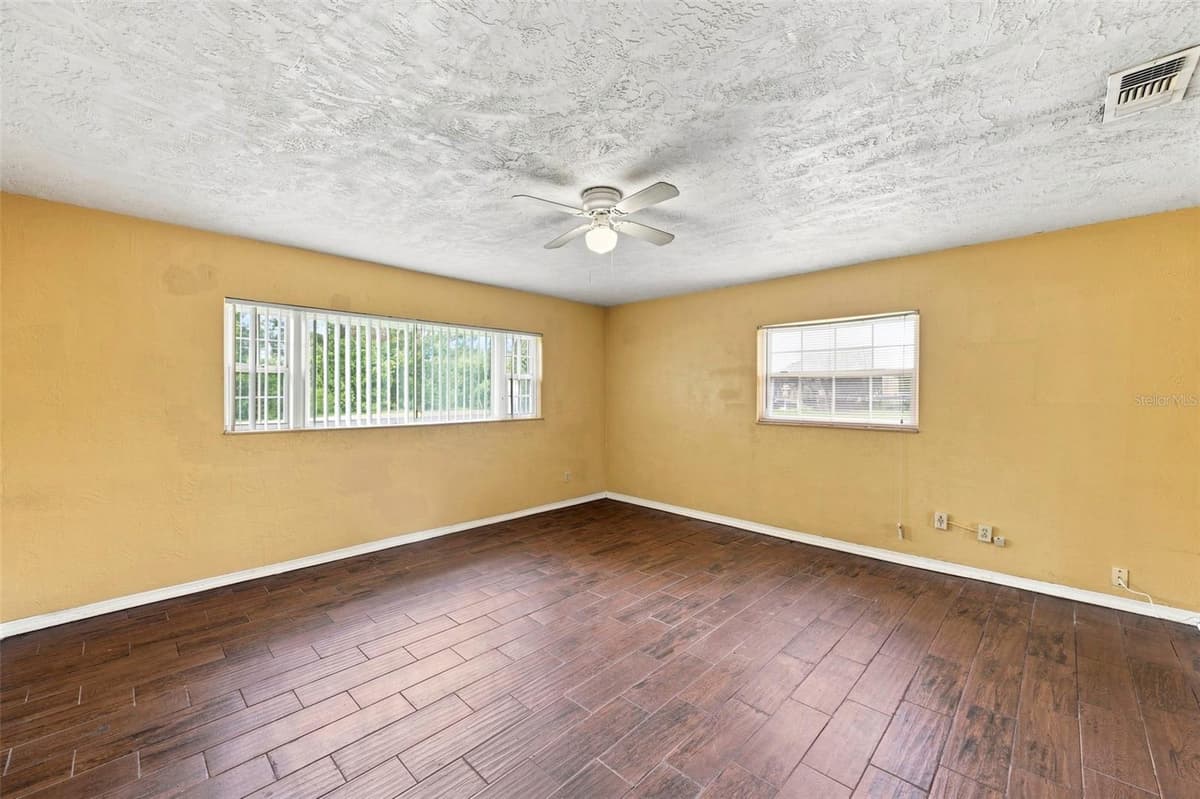 4310 DR MARTIN LUTHER KING JR STREET — photo 13 of 24