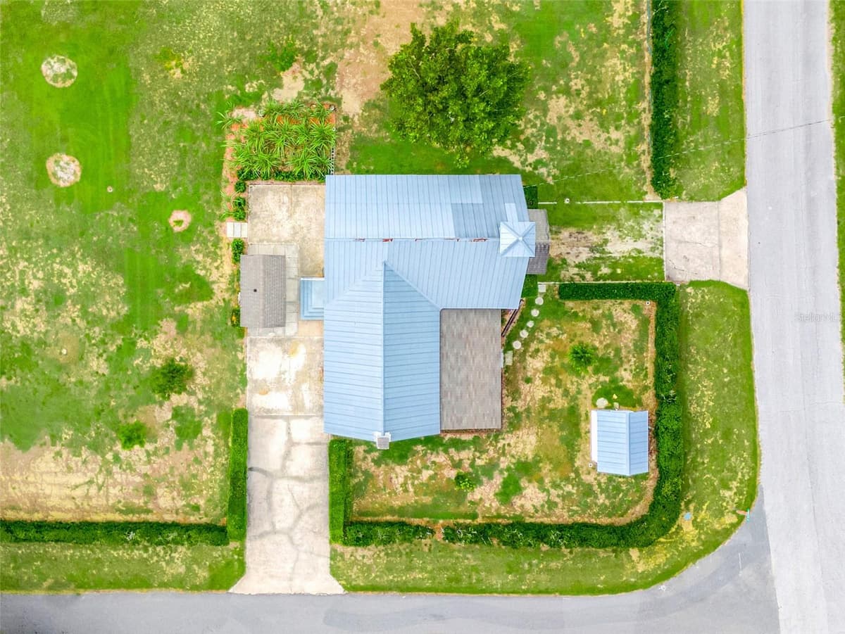 13234 SOUTH CAROLINA AVENUE — photo 7 of 37