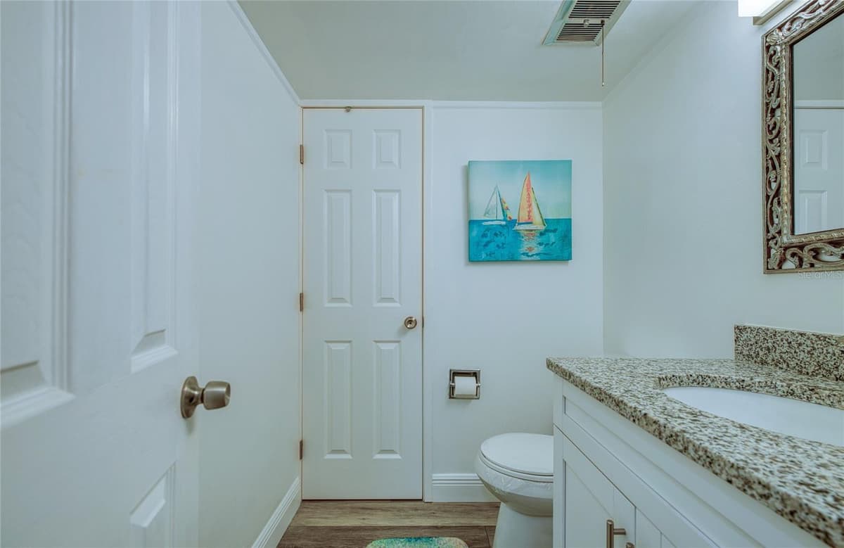 7400 SUN ISLAND DRIVE — photo 32 of 49