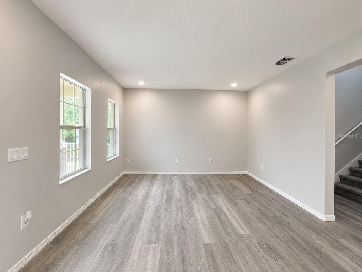 2054 BLAIRMOOR PLACE — photo 5 of 33