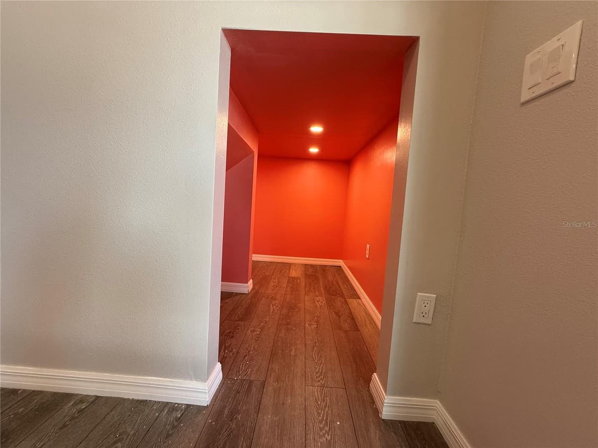 2054 BLAIRMOOR PLACE — photo 12 of 33