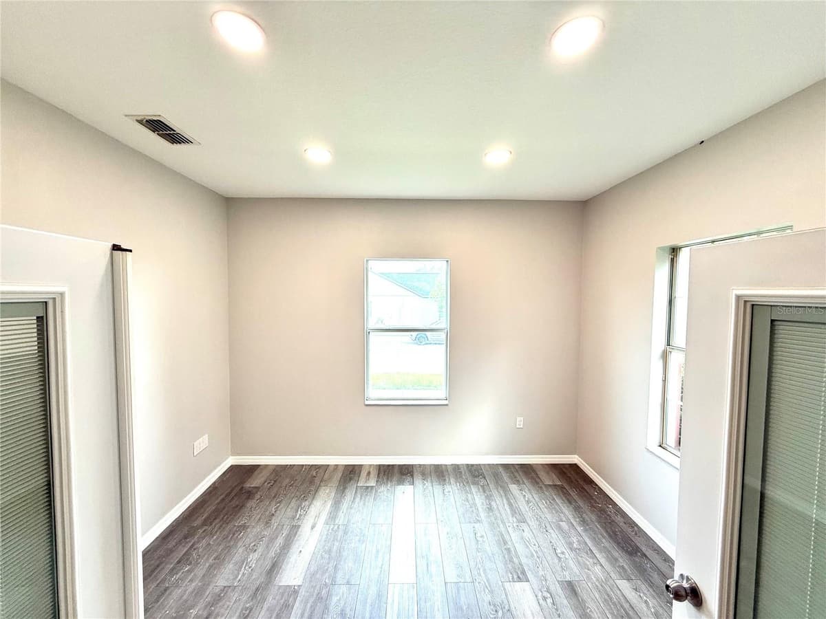 2054 BLAIRMOOR PLACE — photo 6 of 33