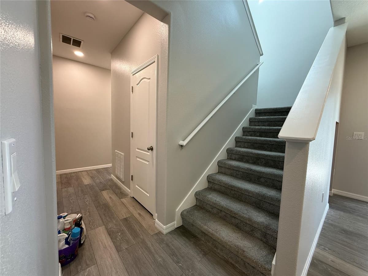 2054 BLAIRMOOR PLACE — photo 17 of 33