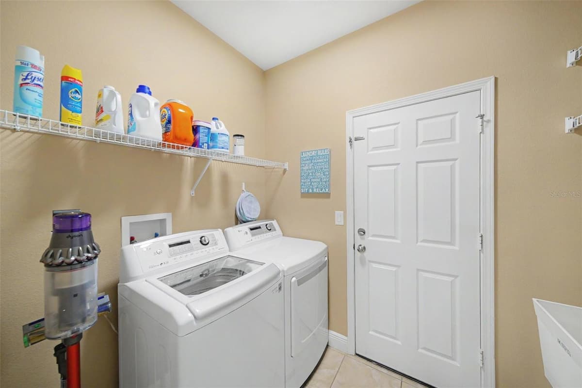 2722 WINGLEWOOD CIRCLE — photo 16 of 25