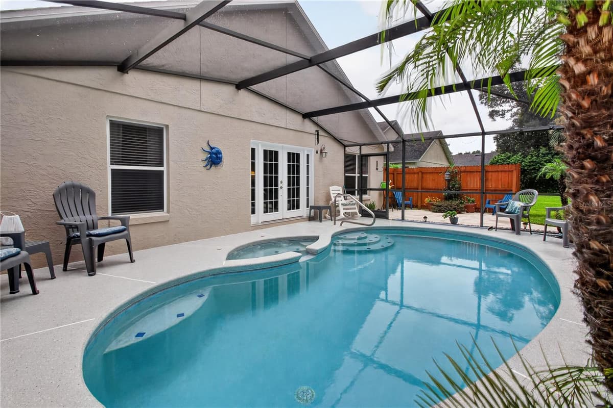 195 BRUSHCREEK DRIVE — photo 29 of 32