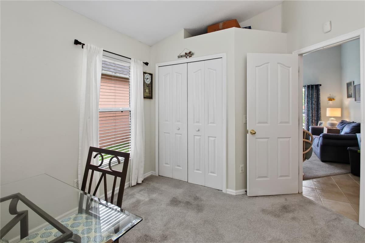 195 BRUSHCREEK DRIVE — photo 7 of 32