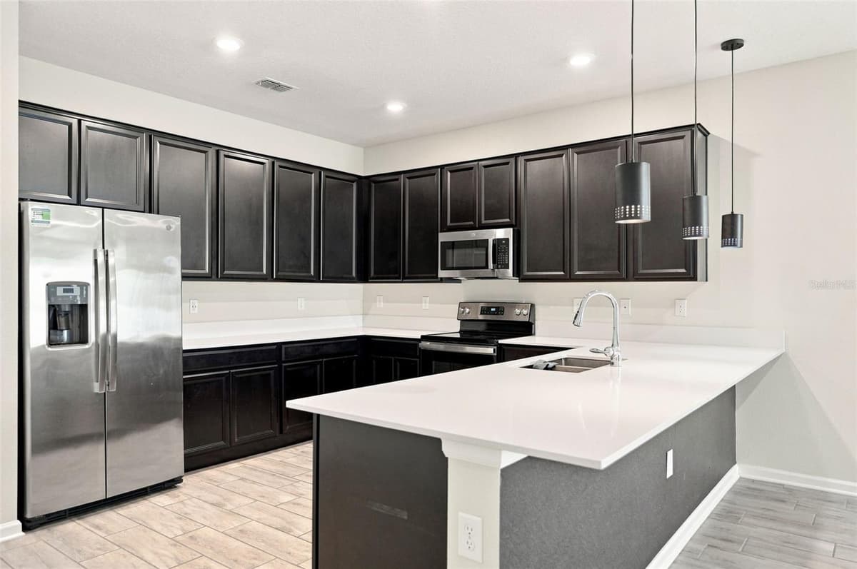 139 PERSHING STREET — photo 9 of 48