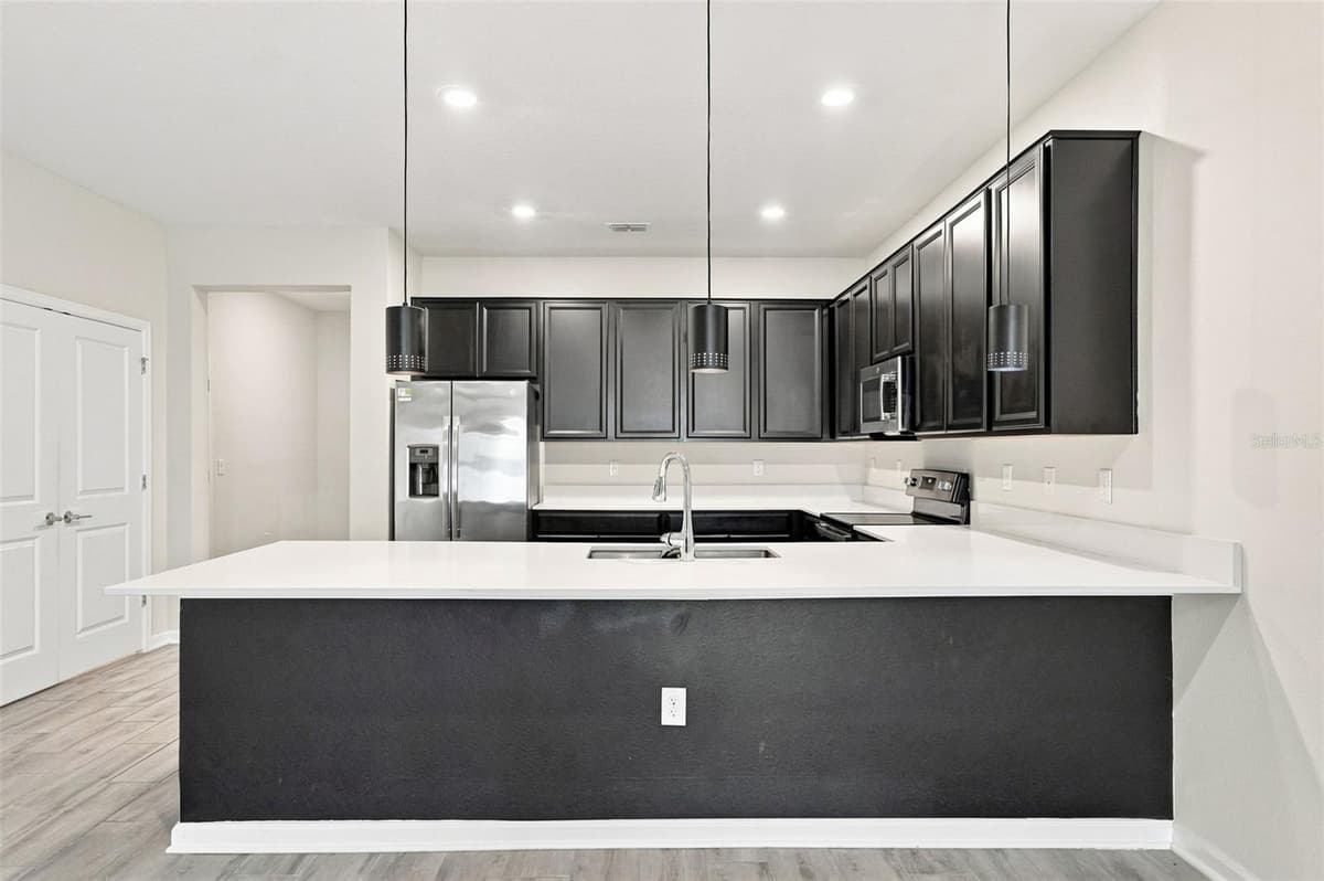139 PERSHING STREET — photo 8 of 48